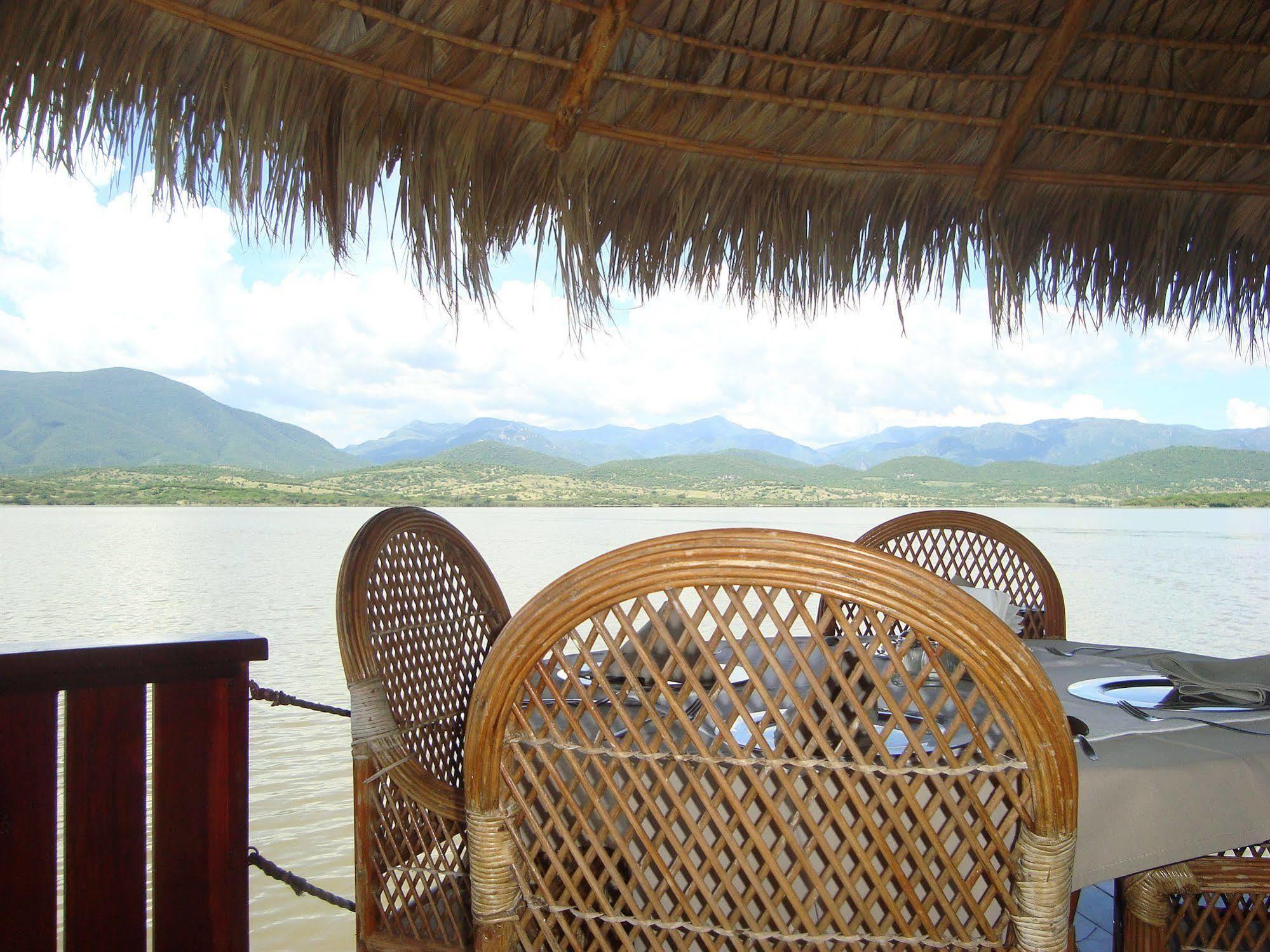Vida En El Lago Tepecoacuilco de Trujano Exterior photo
