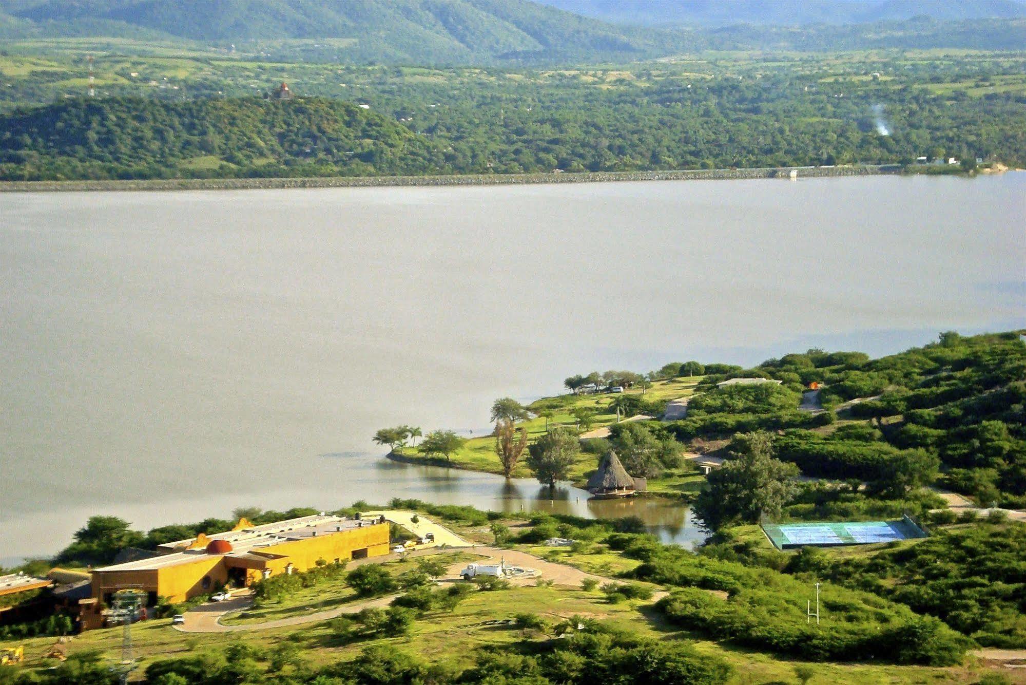 Vida En El Lago Tepecoacuilco de Trujano Exterior photo